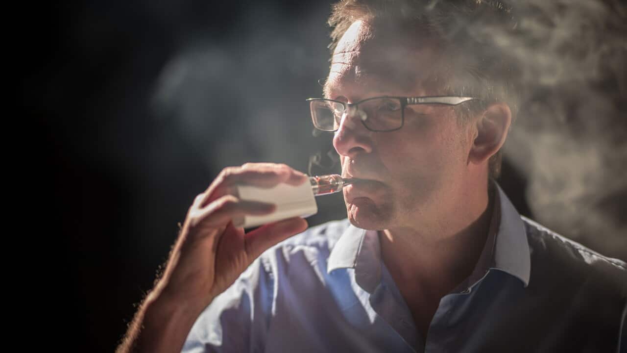 Michael Mosley e-cigarette