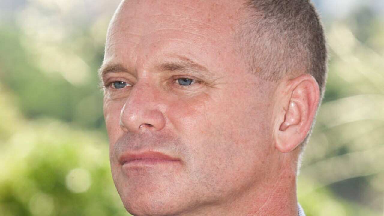 campbell_newman_generic_120328_b_aap_253086307