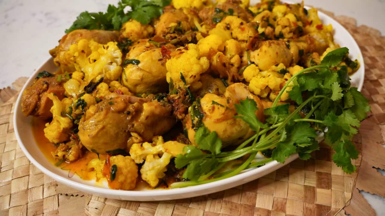 Nani's White chicken with cauliflower