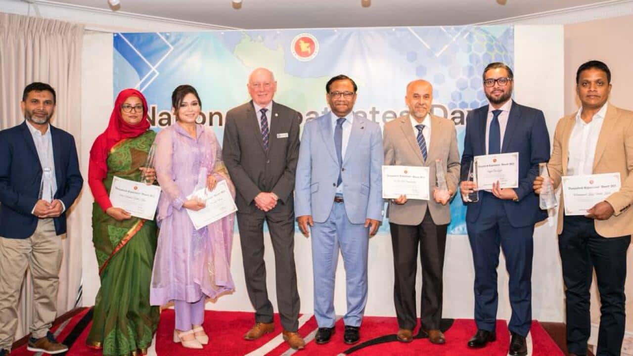 Expatriate award Photo.jpg