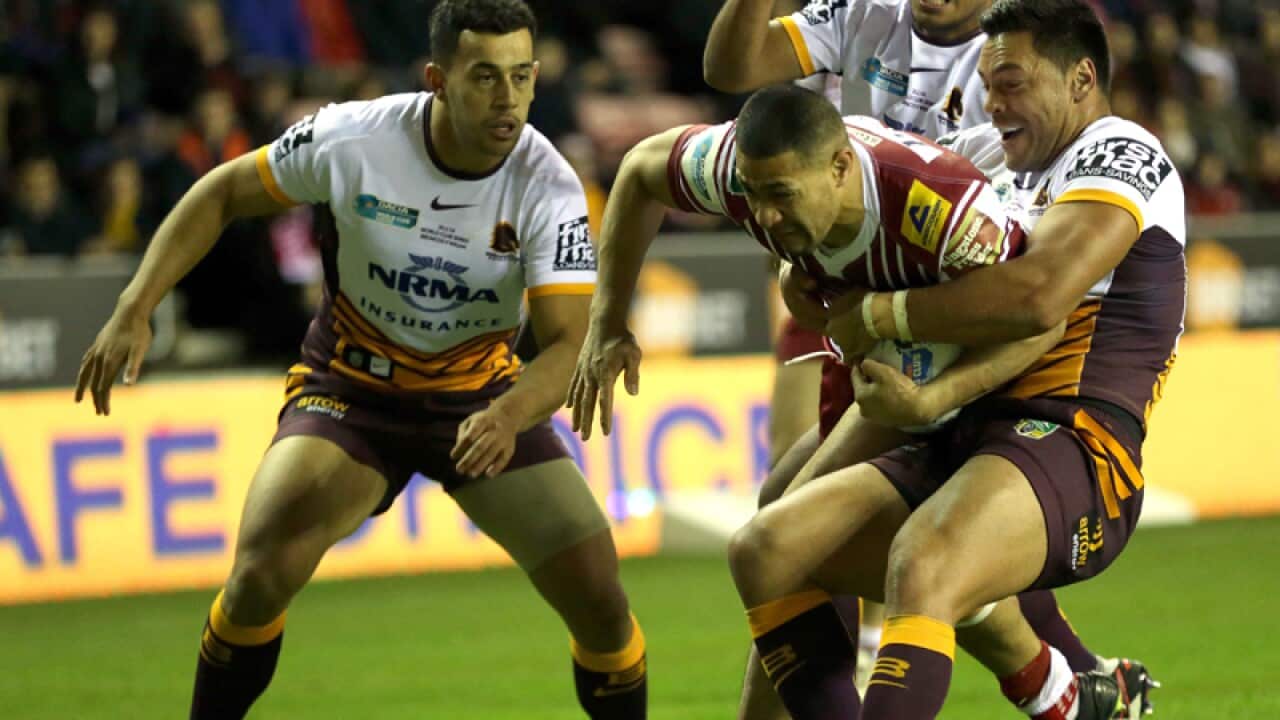 Wigan Warriors' Willie Isa (Centre)