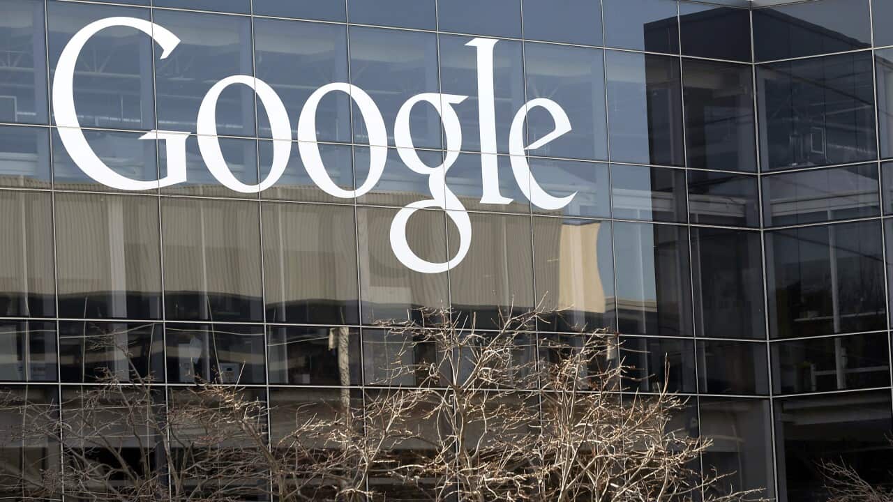 Google has apologised after a contractor threatened to remove a gay bar listing.