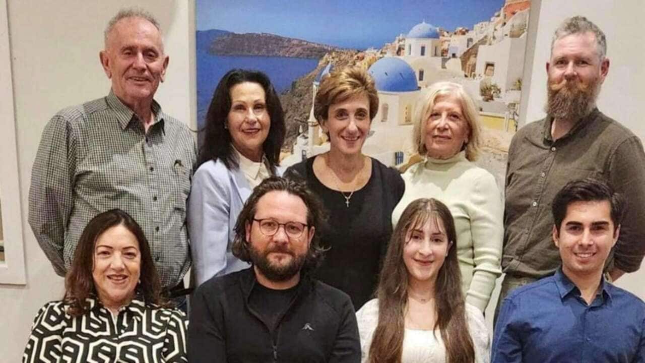 Μαύρου Λίνα- Geelong Praxis.jpg