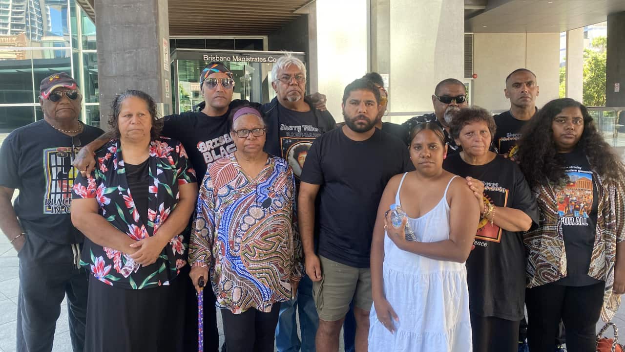The family members Aunty Sherry came united to the Brisbane Magistrates court today … for a week-long sitting looking into her death inside a Queensland watch house.