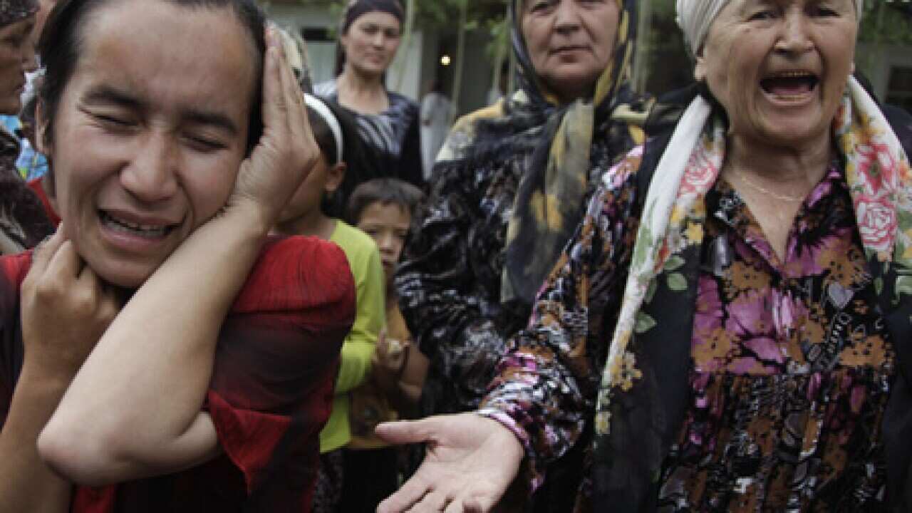Kyrgyzstan_refugees_170610_getty_b_225427423