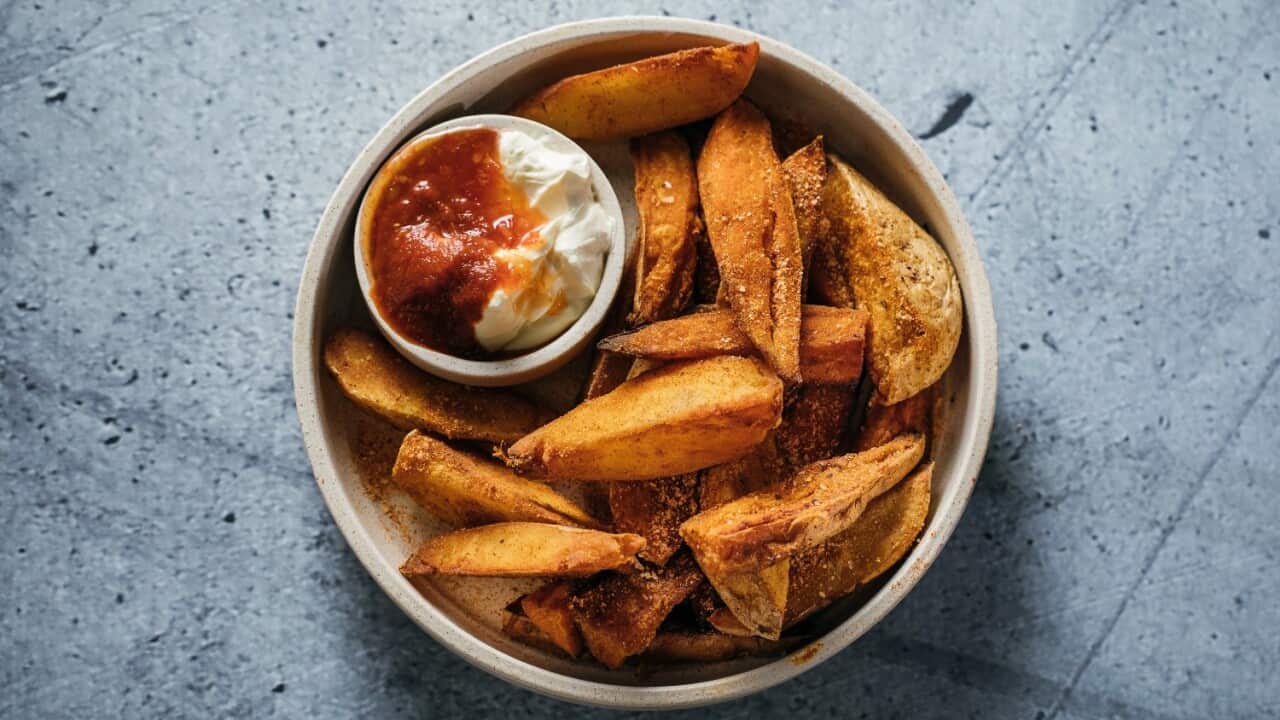 Wedges with sweet chilli and sour cream
