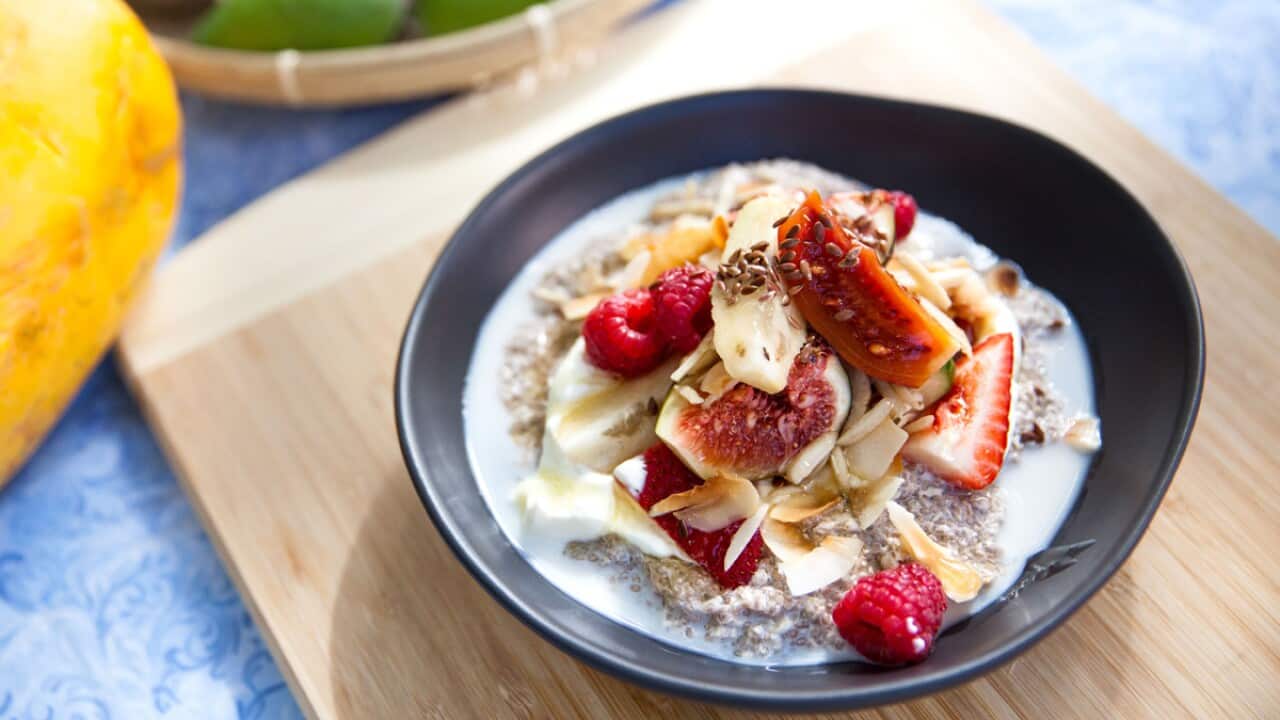 Chia Seed Combinations That Burn Fat Faster 4 Chia and oat breakfast bowl