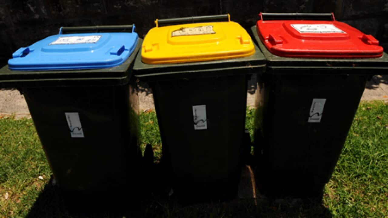 recycling_bins_101014_B_aap_788264341