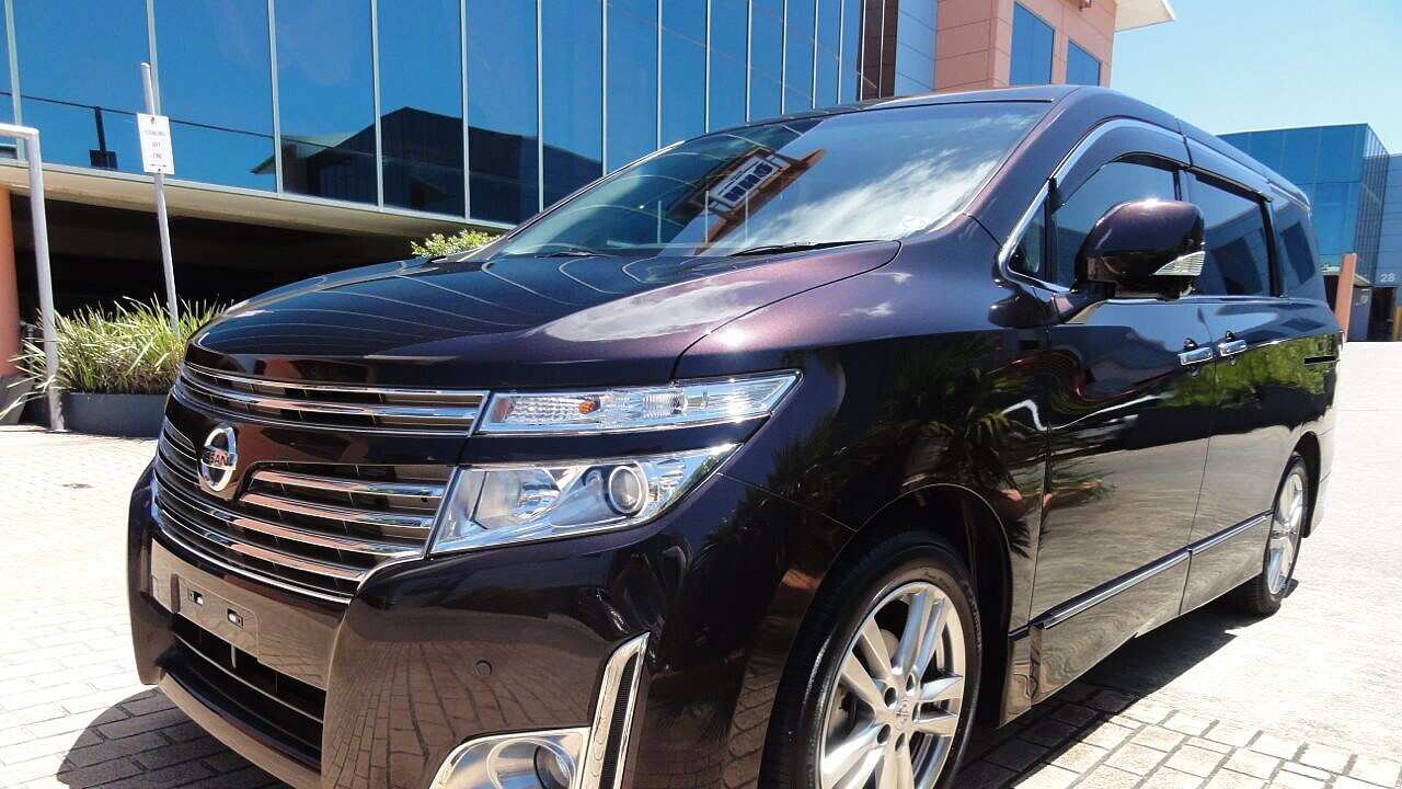Nissan Elgrand 