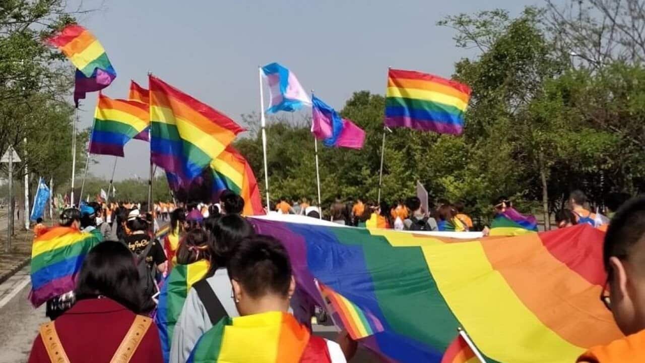 Tens of thousands of Chinese residents took to social media over the weekend to protest efforts to censor gay-themed images by the social network Sina Weibo.