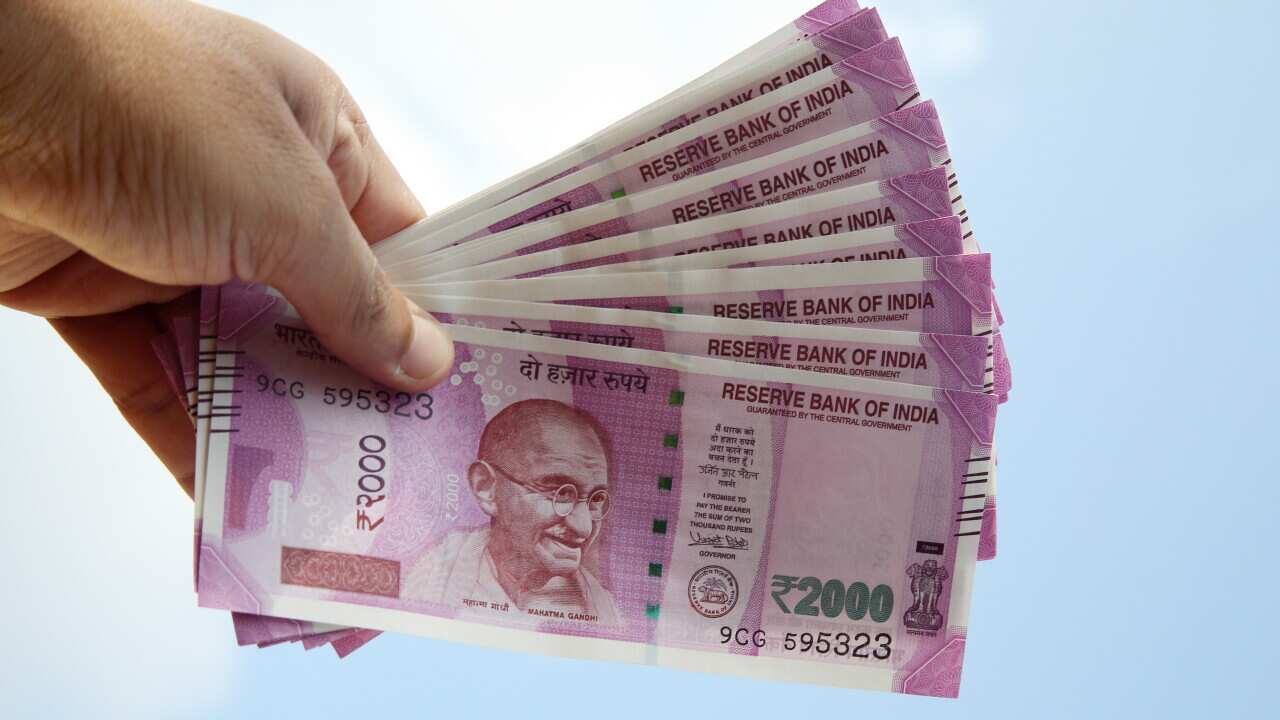 Close up of Indian 2000 rupee notes