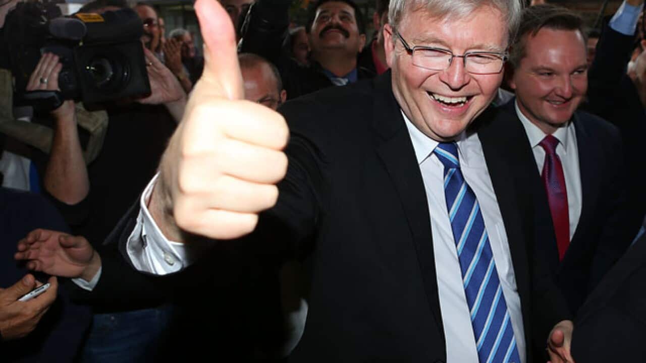 kevinrudd_thumbsup_getty_130806_L_434061801