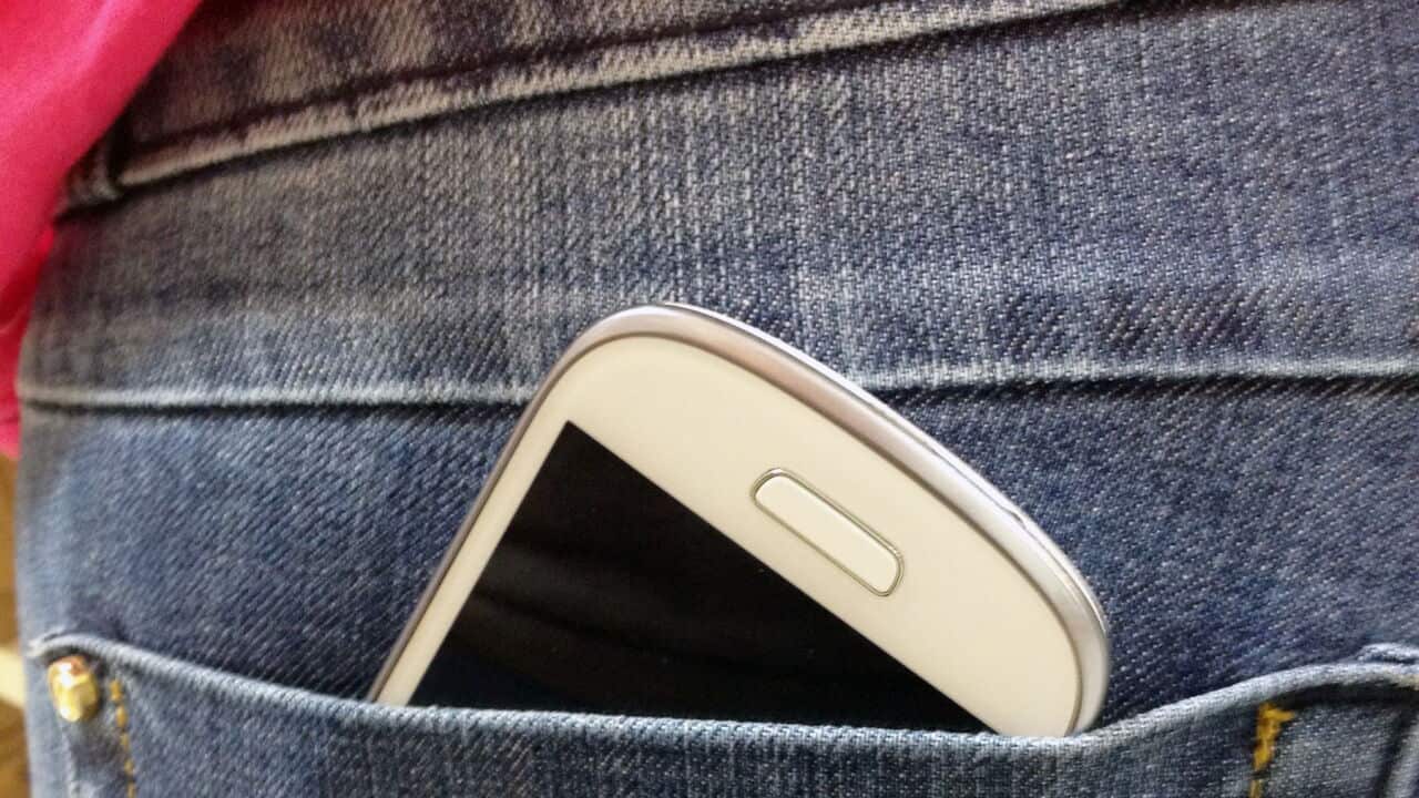 A woman with a phone in her back pocket (Lelia Valduga-Getty Images).jpg