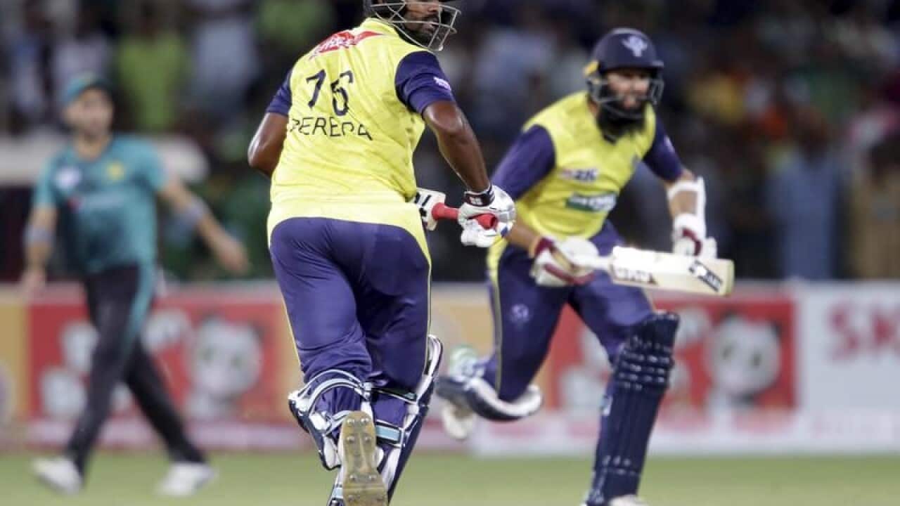Thisara Perera and Hashim Amla.