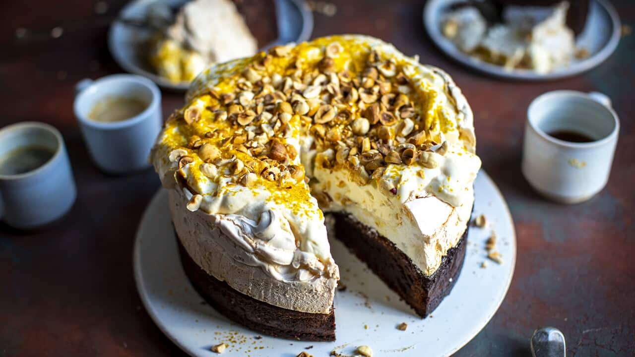 DFFIM_Ep_10_Boozy_Brownie_Meringue_L_ copy.jpg