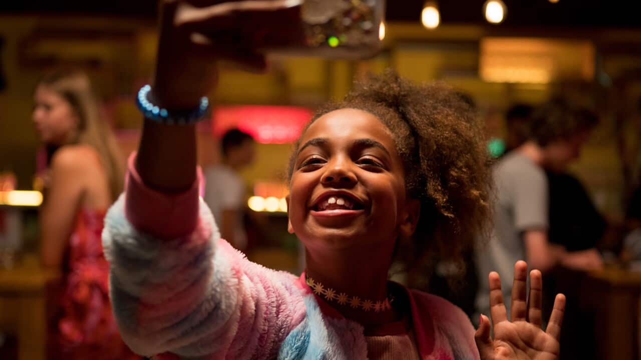 Binti, Bebel Tshiani Baloji