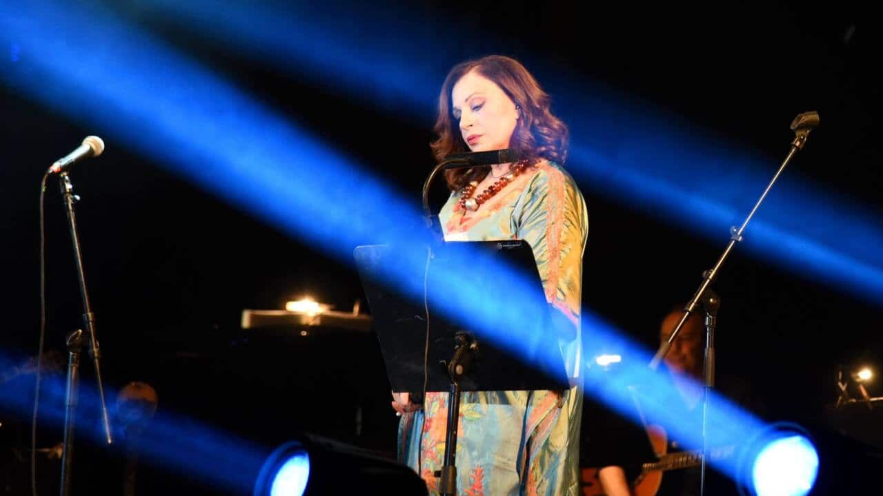 Greek singer Haris Alexiou performing on stage