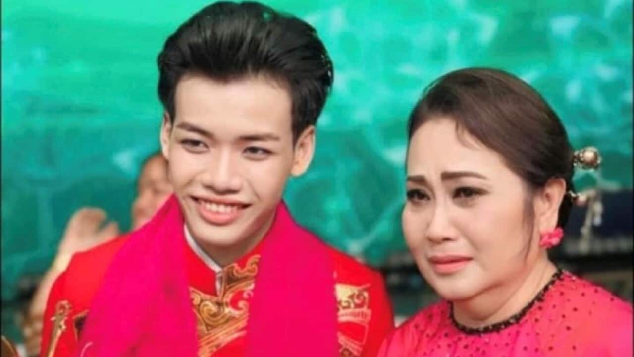 Chuông vàng vọng cổ Lê Hoàng Nghi và nghệ sĩ Thanh Hằng .jpg