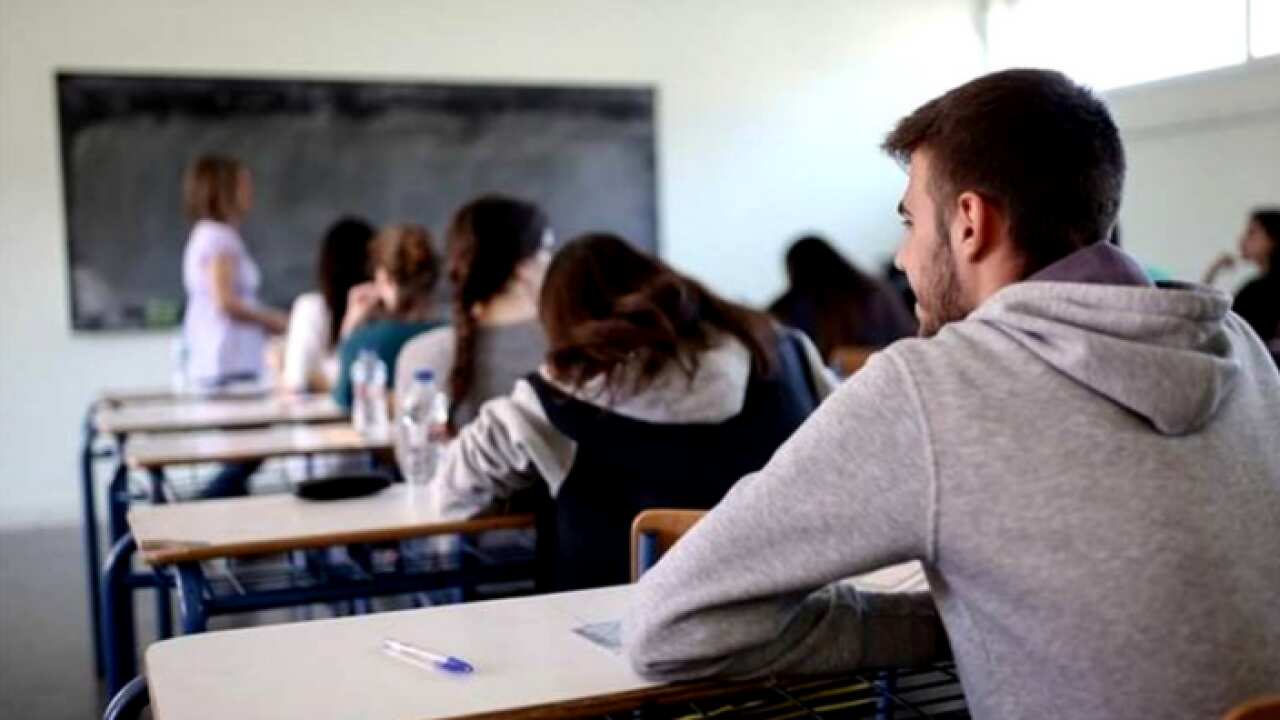 OECD report on education in Greece