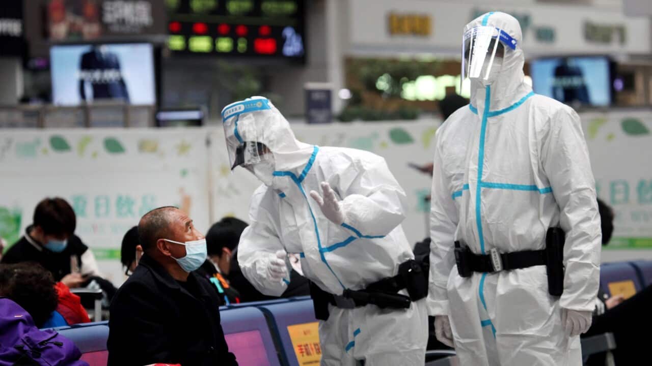 China: Police Patrol The Waiting Hall