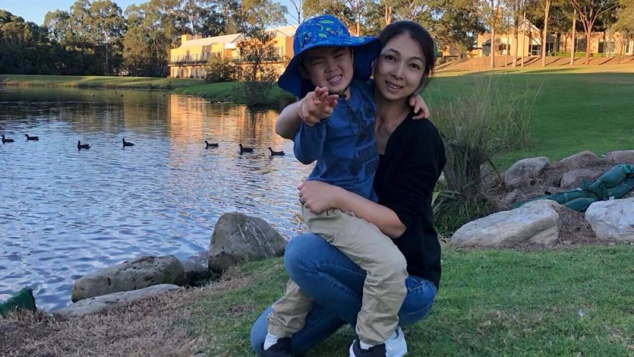 Australians Cecilia Liu and her 5 year old son Rong are stranded in China's Hubei province