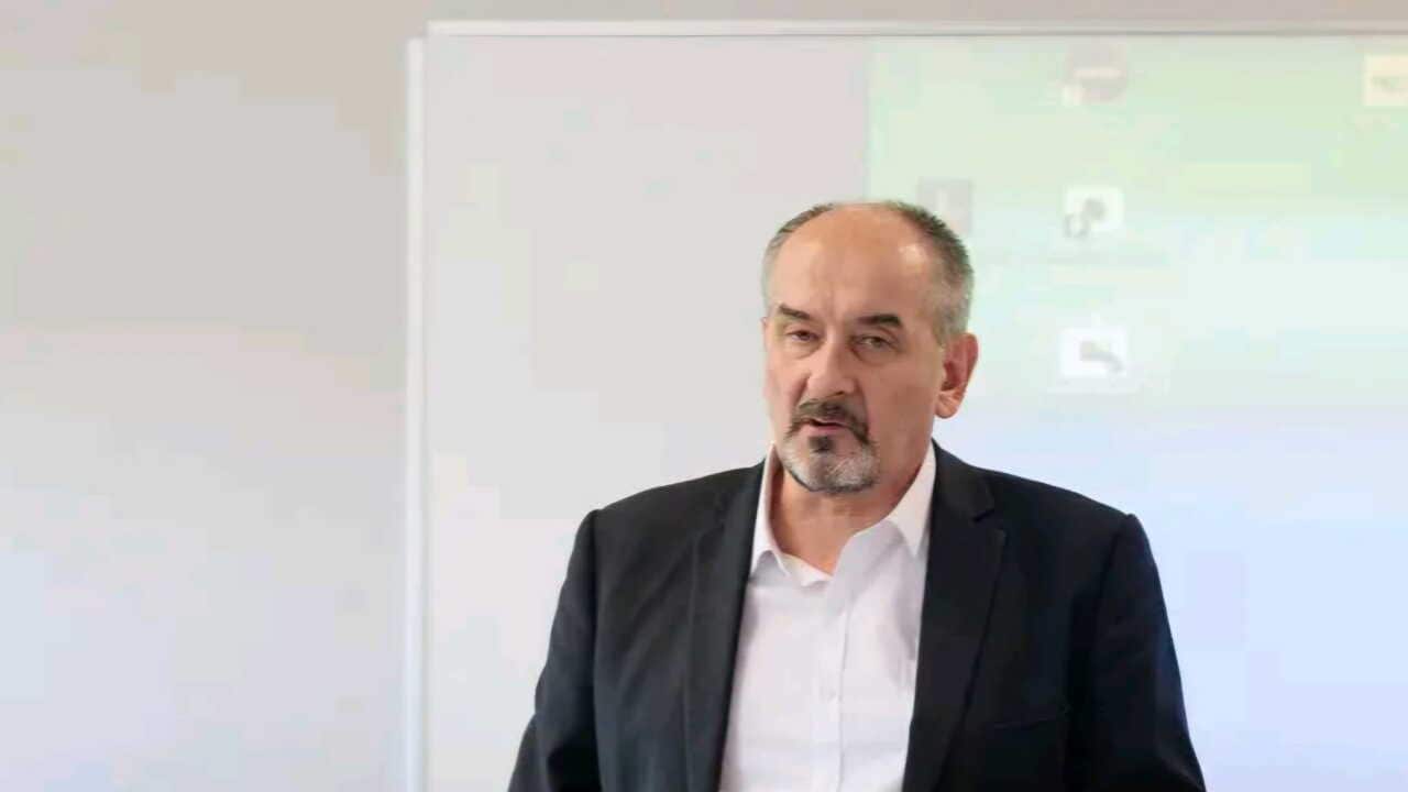Prof Tadeusz Kopys.jpg