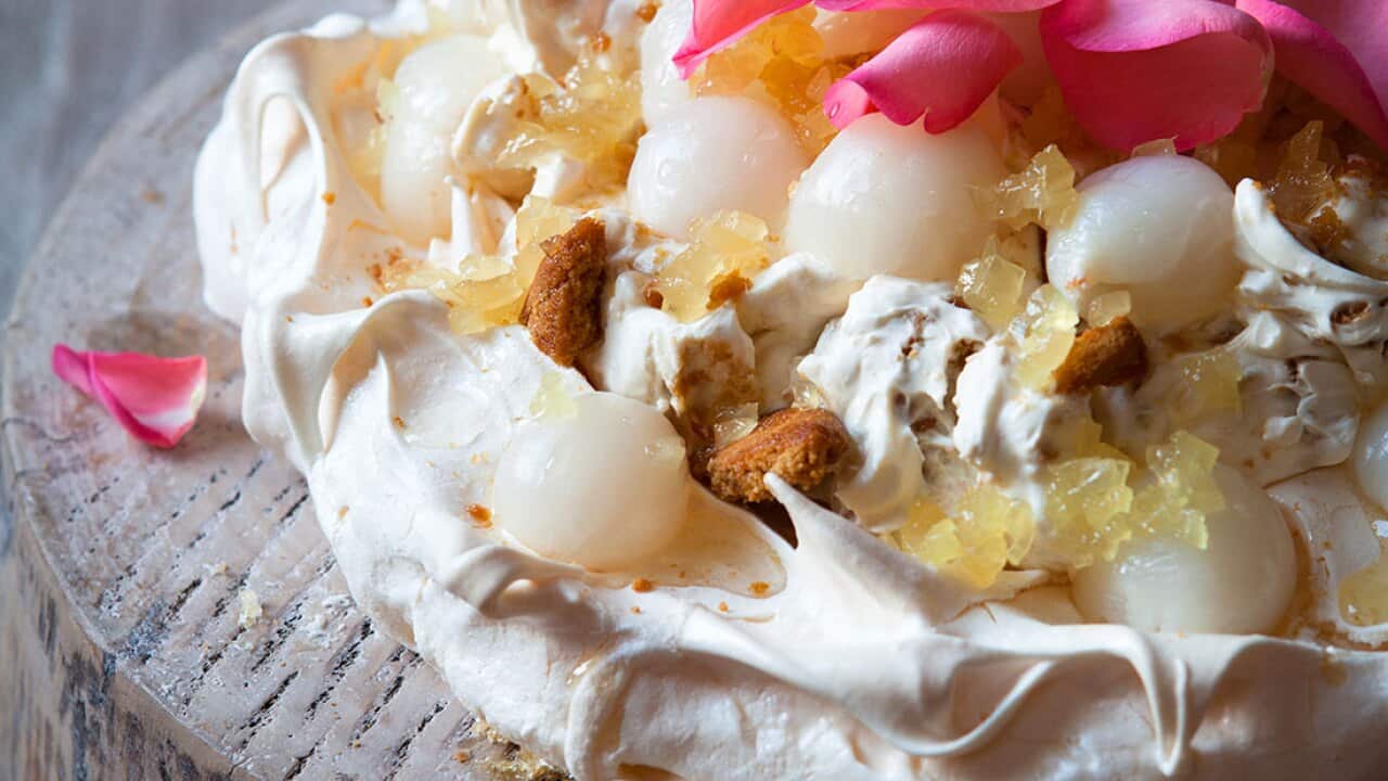 Lychee-and-Ginger-Pavlova.jpg
