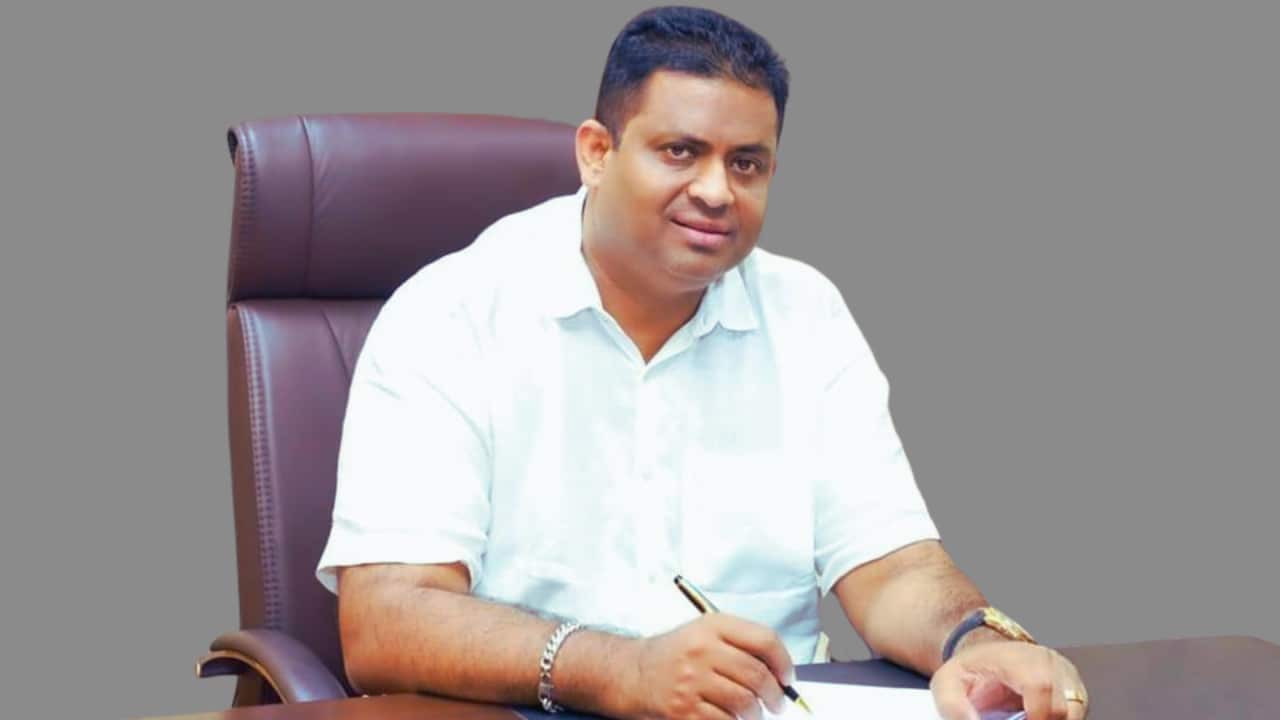 සිරාන් බාසික් විමර්ශනයට අදාලව හිටපු රාජ්ය ඇමති අරුන්දික ප්රනාන්දු CCIB හමුවට!