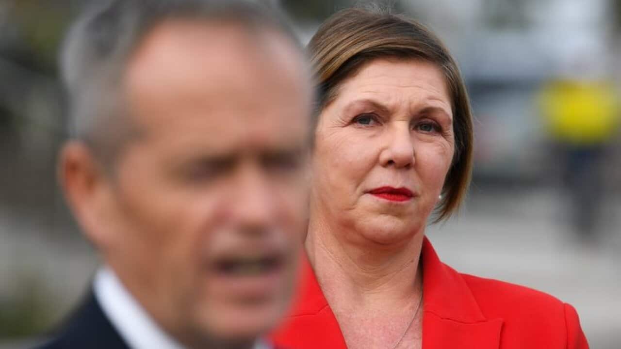 خانم کاترین کینگ وزیر بهداشت سایه در حزب کارگر استرالیا و آقای بیل شورتن رهبر پیشین حزب کارگر استرالیا