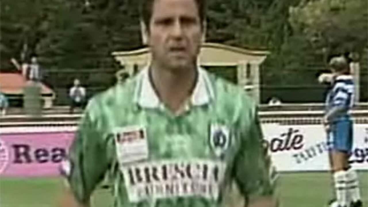 ian_gray_socceroo_100218_B_sbs_885943933