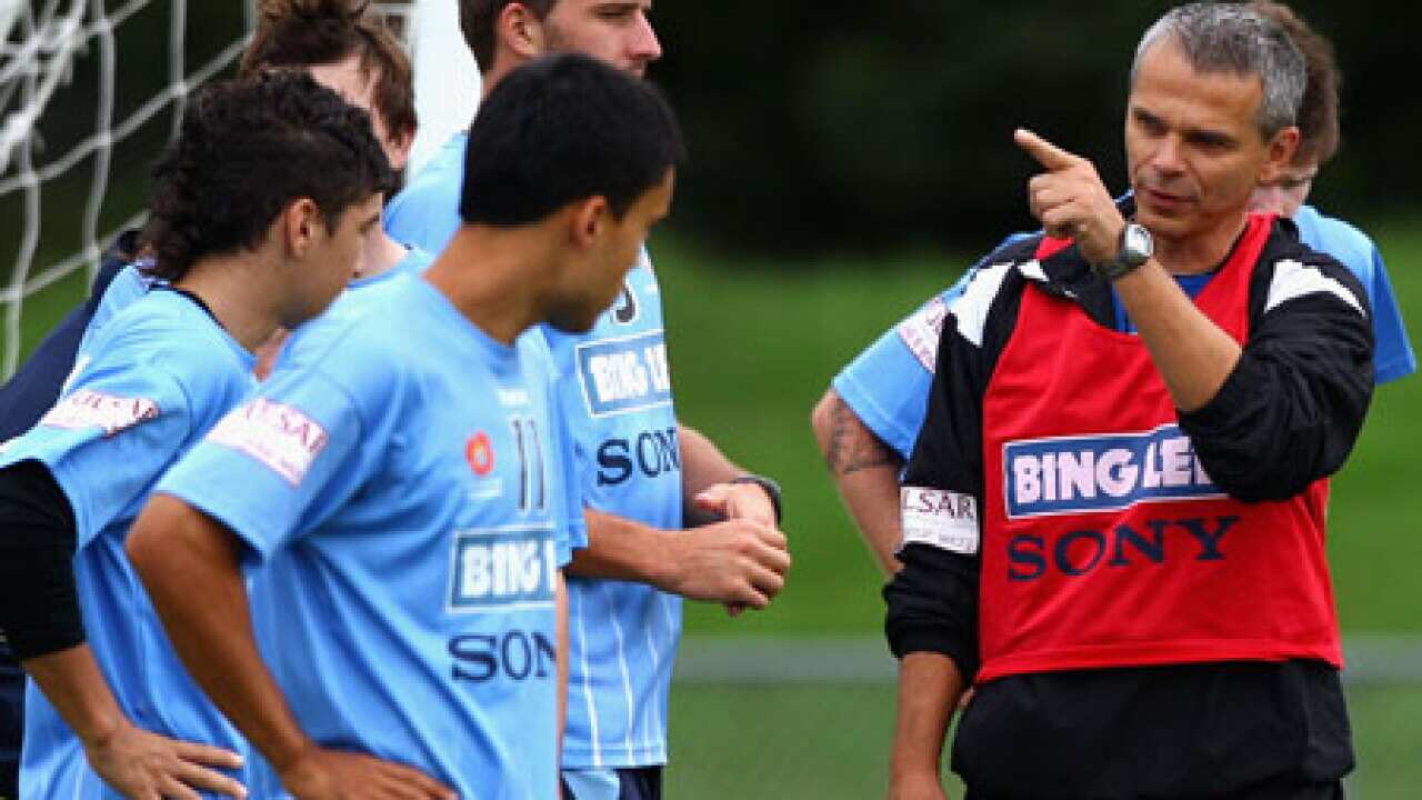 Sydney_FC_training_100312_B_getty_512424010