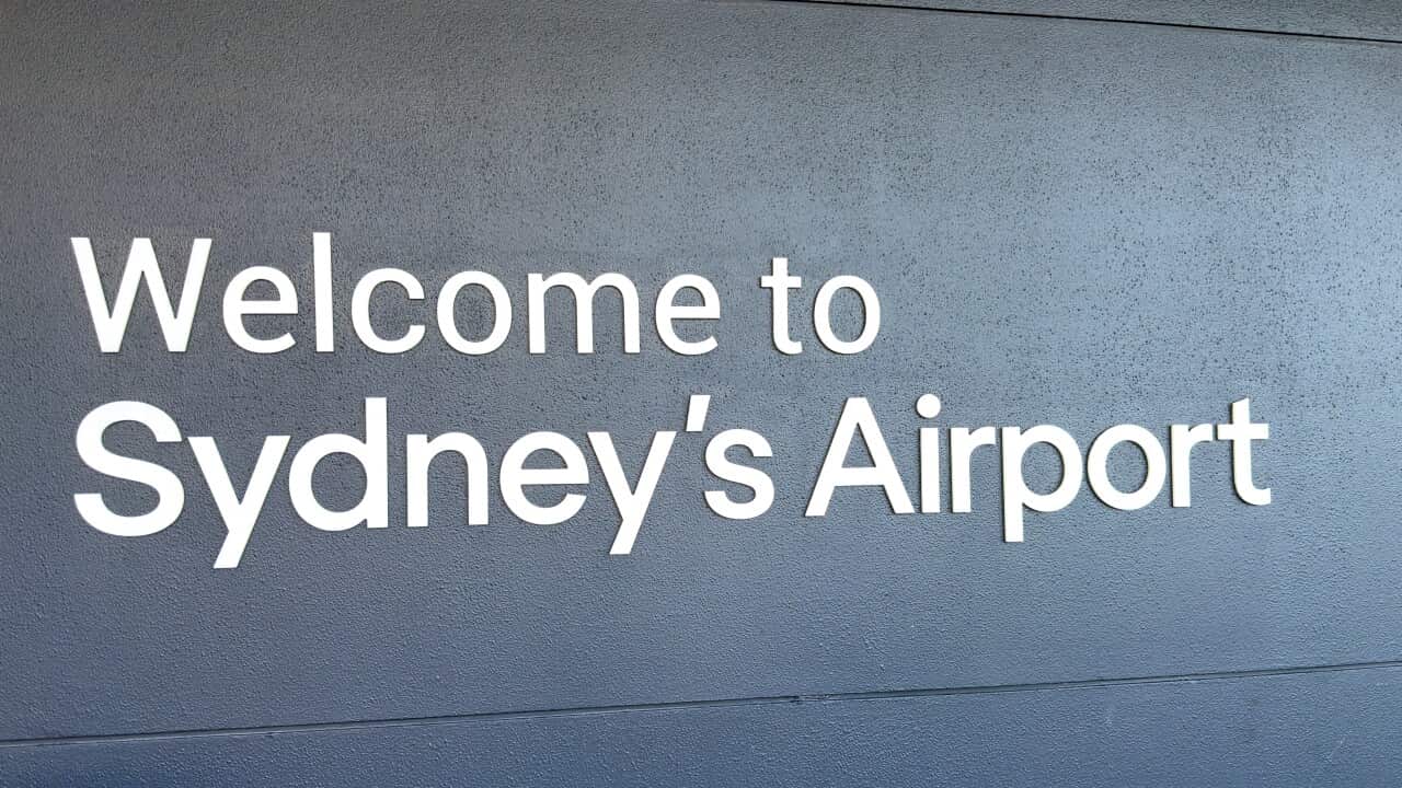 AUSTRALIA-SYDNEY-AIRPORT-SIGN-WELCOME