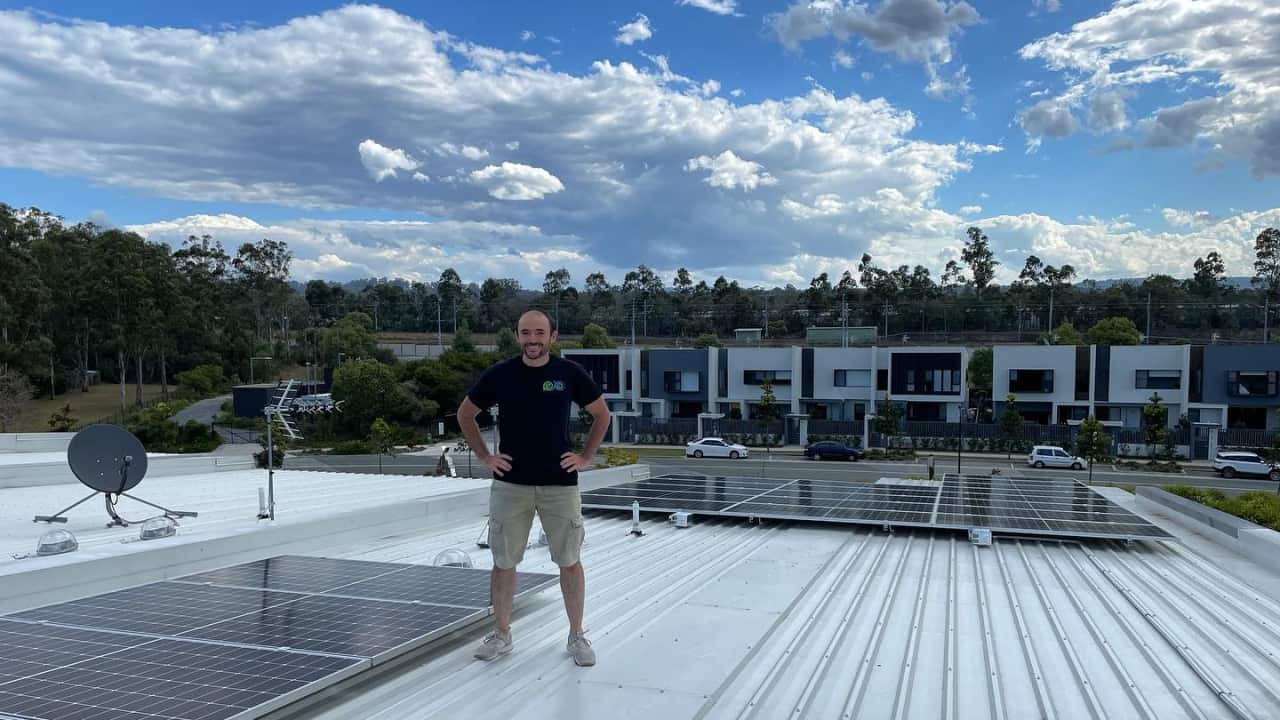 Arkadiy Matsekh Queensland Foucault dynamics.png