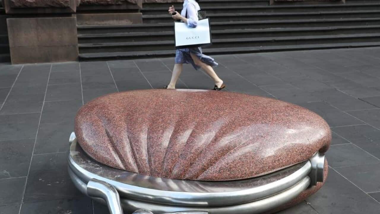 Large sculpture of a purse in Melbourne.