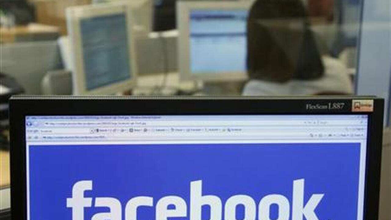 con-artists-taking-advantage-of-facebook-51039769-large.jpg