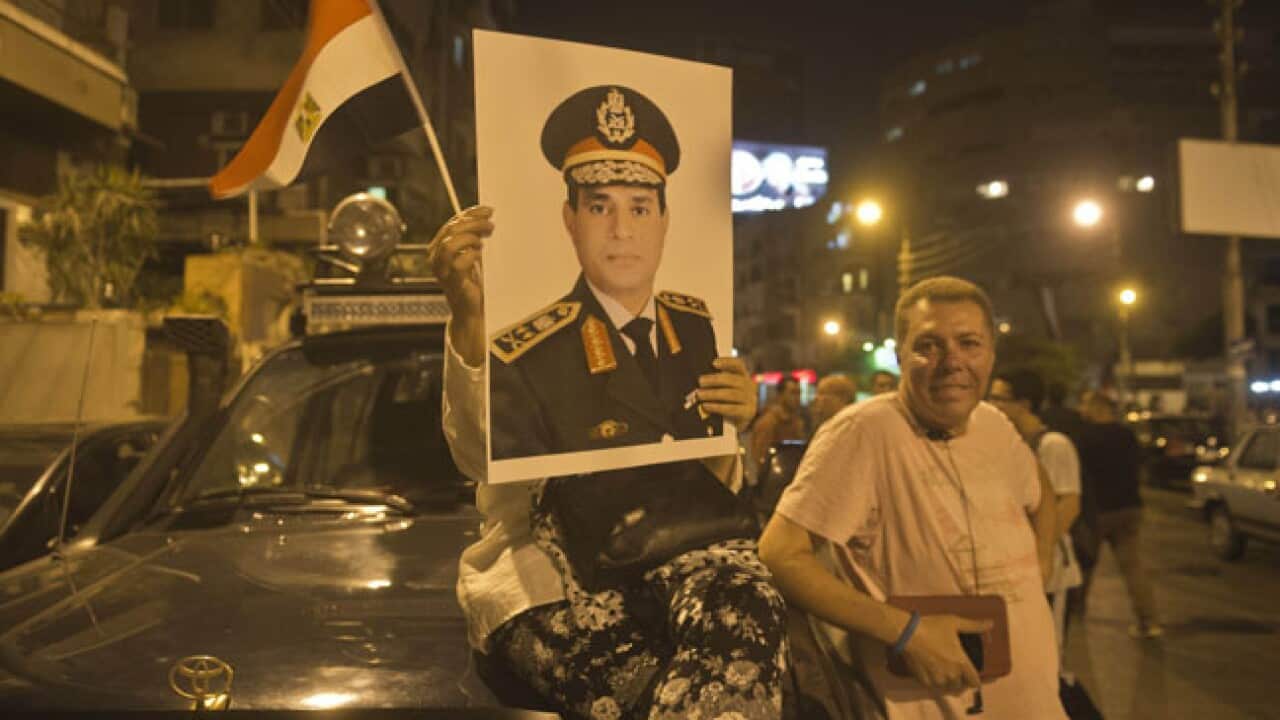 Egypt_Protester_Gen al Sisi_130703_aap_1903462169