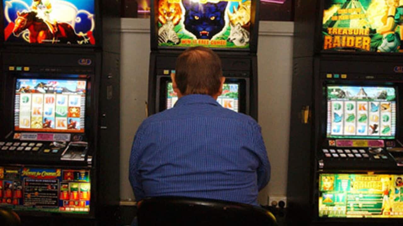 poker_machines_b_20110414_aap_1469790071