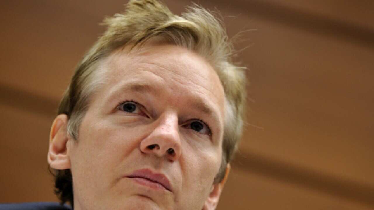 julian_assange_up_101202_B_gettu_1230241311