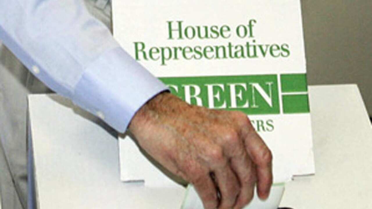 Ballot_box_sbs_2107053643