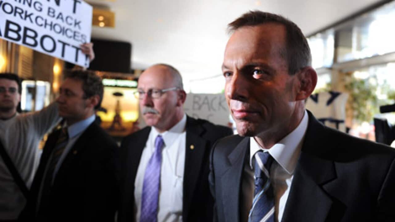 abbott_workchoices_protest_100719_B_AAP_1865708633
