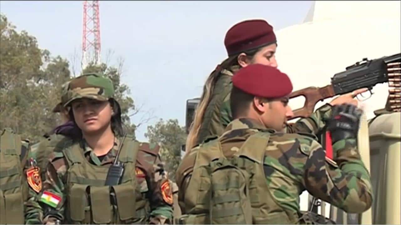 Kurdish forces, supported by US led airstrikes, have made a major advance on Sinjar in northern Iraq.