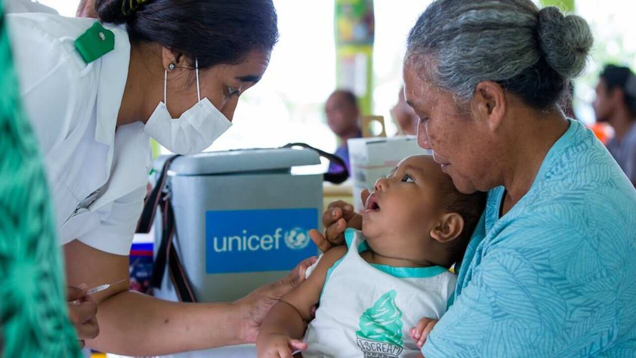 UNICEF is providing Samoa with an additional 100,000 measles vaccines