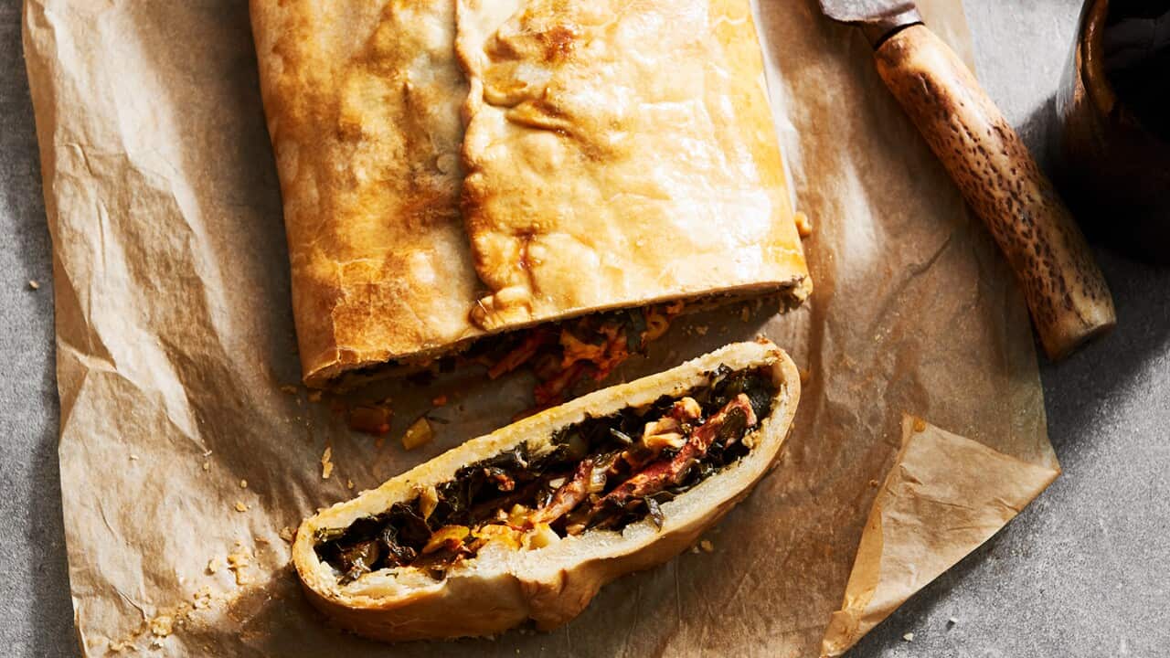 Spicy eel and greens pie (la espinagada)