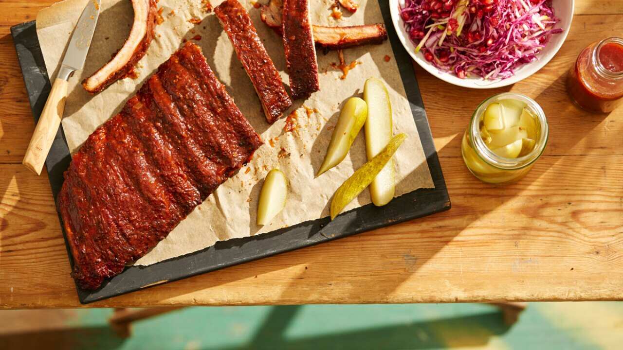 Kansas city-style pork ribs