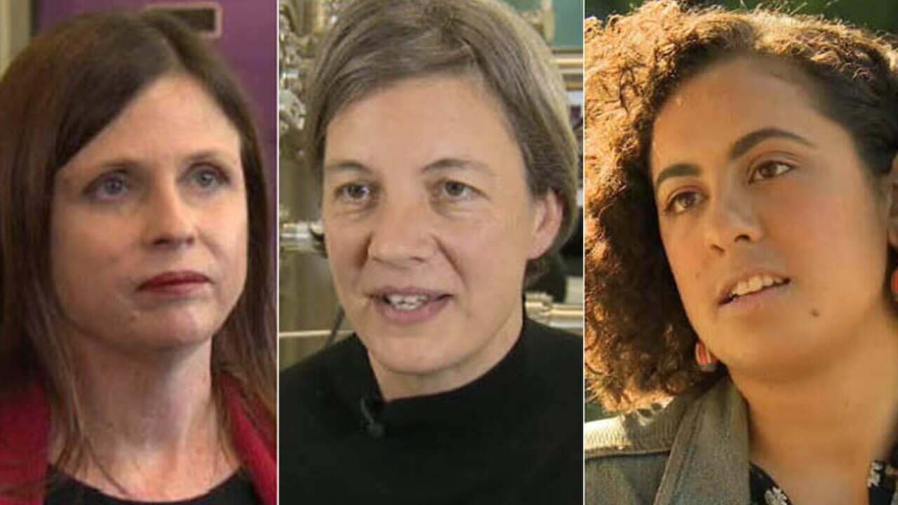 Natalie Chapman, Michelle Simmons and Tamina Pitt. 