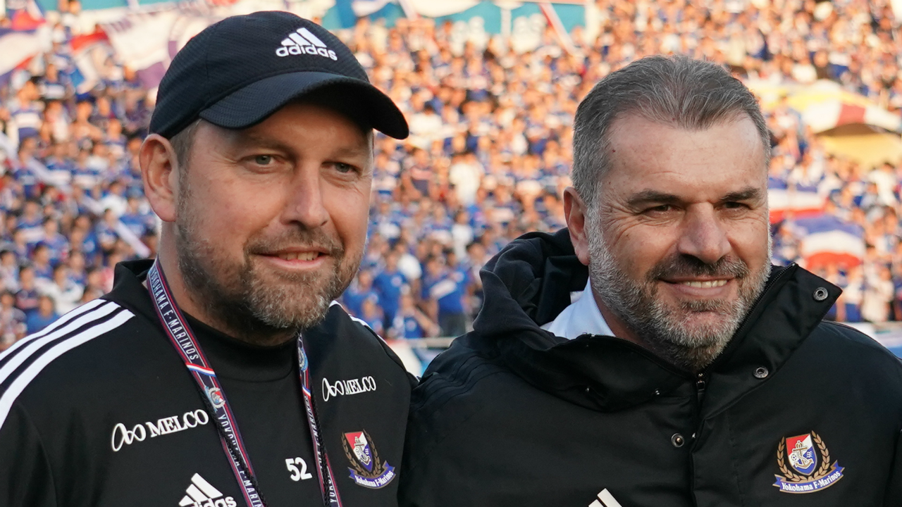 Cklamovski, Postecoglou