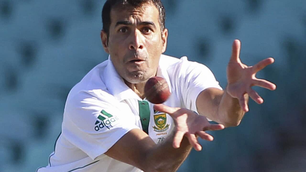 South Africa's Imran Tahir in action