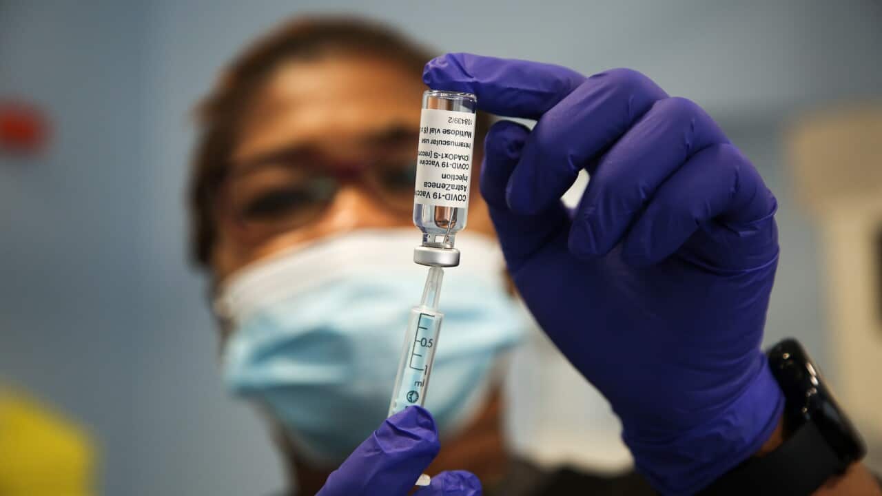 A Covid-19 vaccinator prepares to administers the Oxford/AstraZeneca Covid-19 vaccine to a member of public in London. (Photo by Dinendra Haria / SOPA Images/Sipa USA)