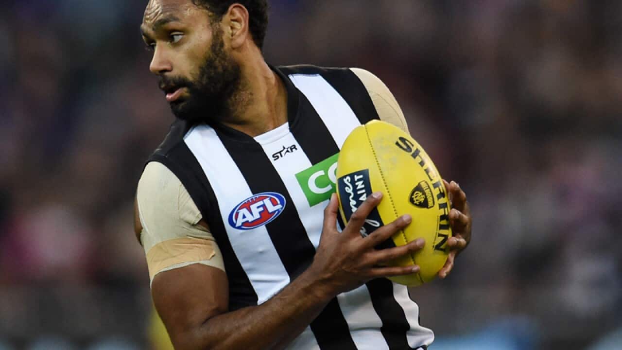 Travis Varcoe of the Magpies