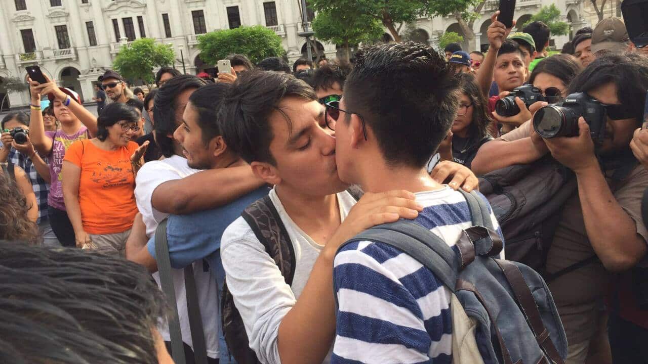 Peru held a ‘kissathon’ for LGBT rights